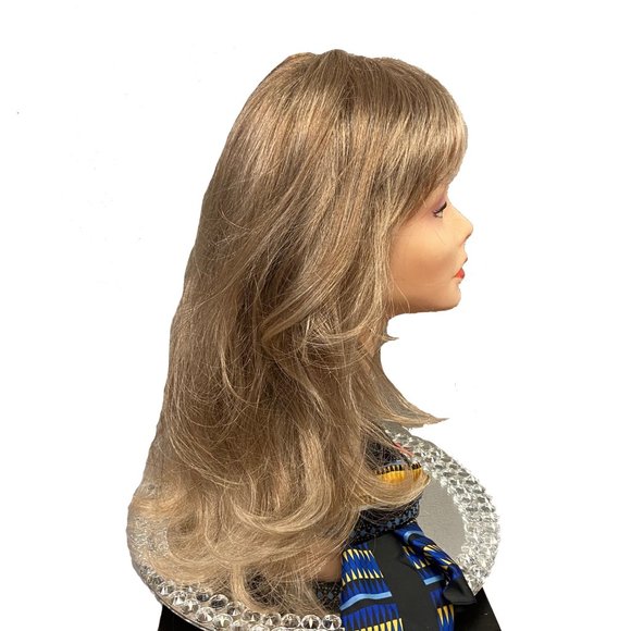 Blonde long layered wig with bangs - Picture 5 of 5